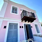 Stunning 4 Bedroom On Kastellorizo * Meyísti