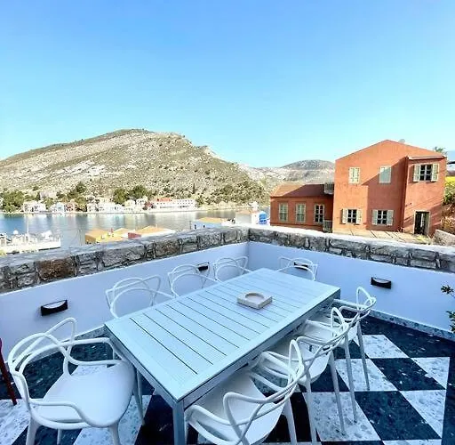 Villa Stunning 4 Bedroom On Kastellorizo