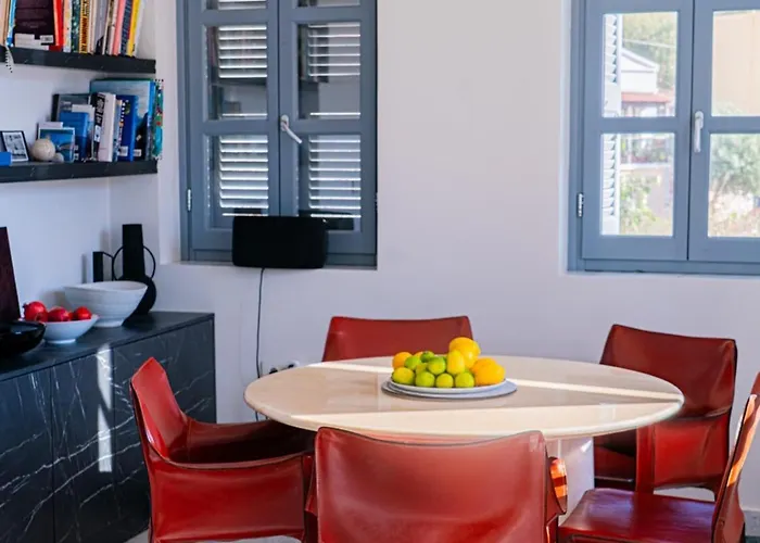 Stunning 4 Bedroom On Kastellorizo Meyísti