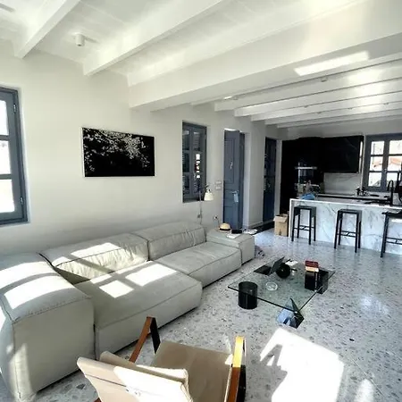 Stunning 4 Bedroom On Kastellorizo * Megisti