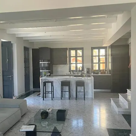 Stunning 4 Bedroom On Kastellorizo *