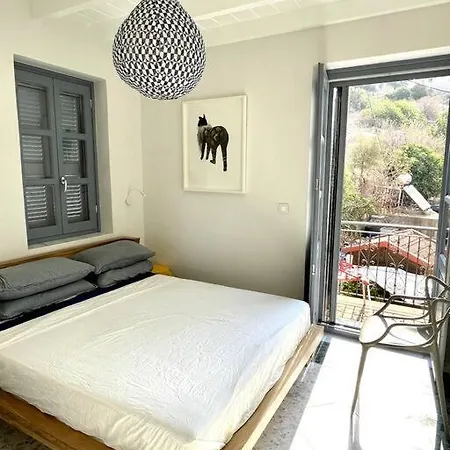 Stunning 4 Bedroom On Kastellorizo * Megisti