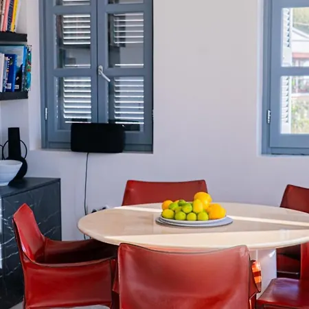 Stunning 4 Bedroom On Kastellorizo Meyísti