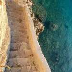 Stunning 4 Bedroom On Kastellorizo * Mejíszti