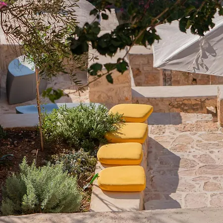 Stunning 4 Bedroom On Kastellorizo * Mejíszti